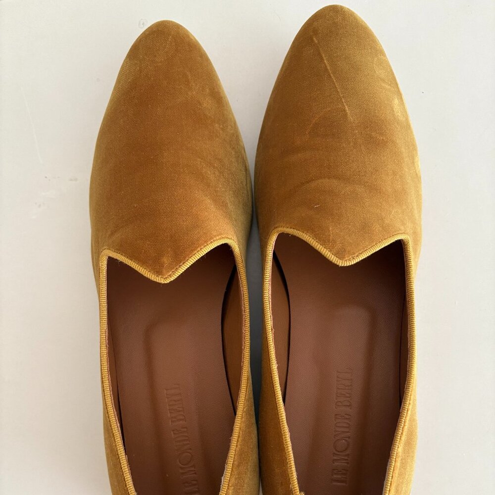 Le Monde Beryl Cognac Velvet Loafers Size 40 Like New 🟡